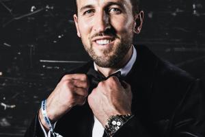 开云体育网址-打破无冠魔咒！凯恩此前采访曾表示，本赛季开始会赢得很多冠军